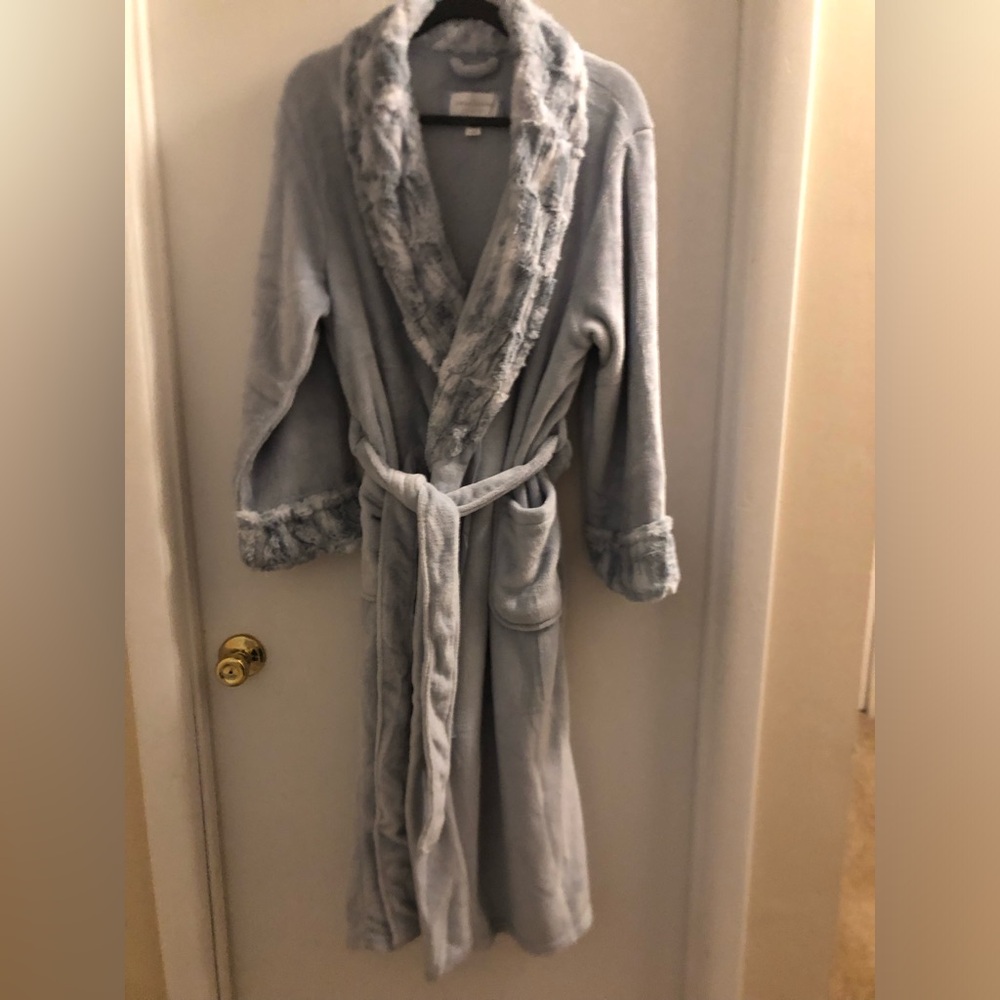 Carole Hockman Robe XL